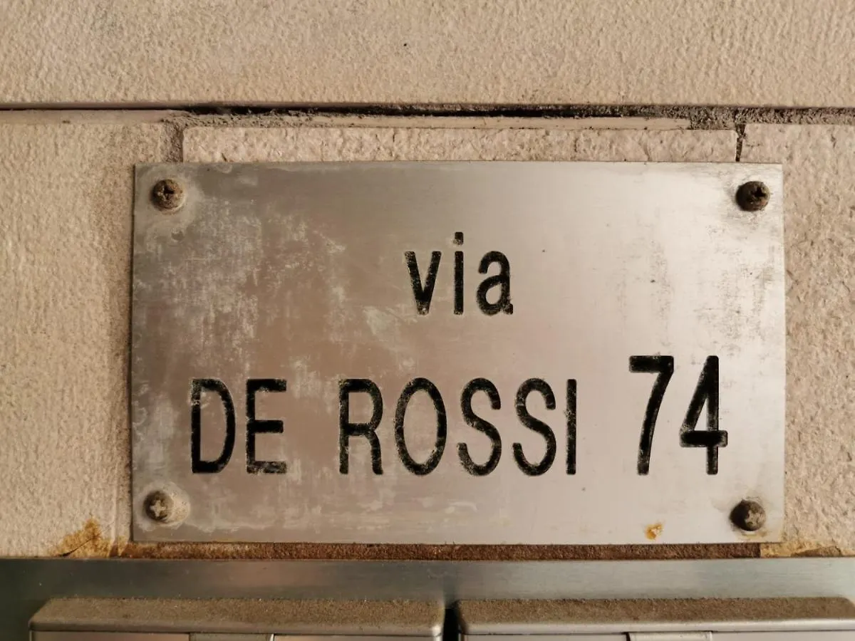 De Rossi Holiday Bari Konukevi